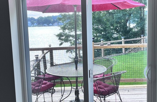Sister Lakes House | Charming lakefront home on all-sports Little Crooked Lake in Sister Lakes
