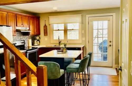 The Galena Territory Cottage | Charming Lakeside Cottage with resort amenities