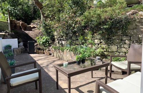 Abergavenny Cottage | Charming Large Detached Cottage in the Brecon Beacons Park