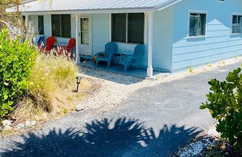 Sarasota Cottage | Charming Lido Cottage
