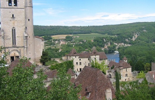 Saint-Cirq-Lapopie Cottage | Charming Little Home in the Heart of a Medieval Village