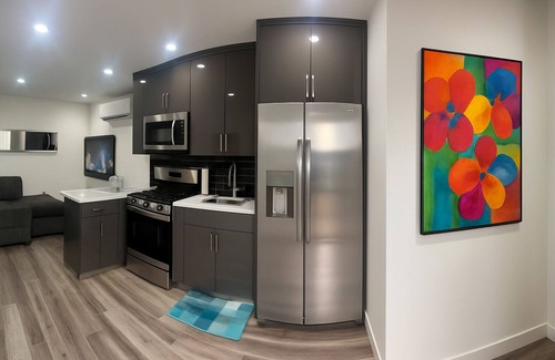 North Miami House | Charming little Casita in back on main house