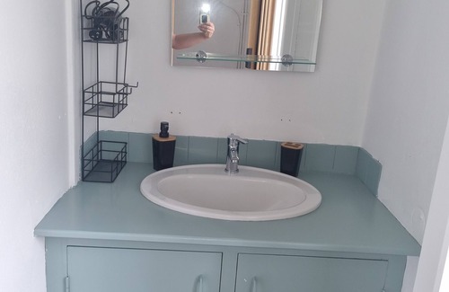 Brigueuil House | Charming little cottage in a fortified village