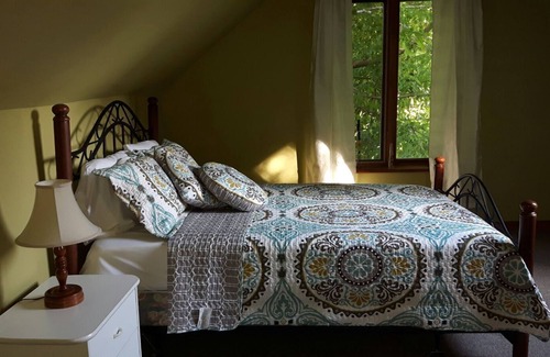 Saint-Romuald Cottage | Charming little loft style cottage.