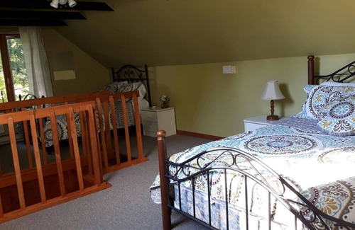 Saint-Romuald Cottage | Charming little loft style cottage.