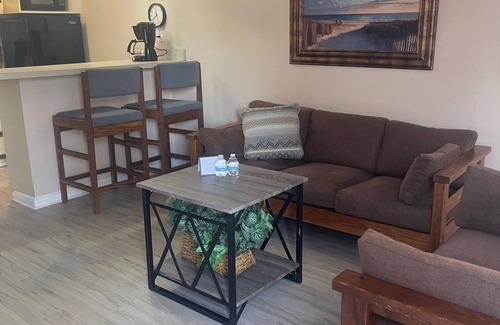 Winchester Apartment | Charming Loft In Winchester Va, Furnished and all Inclusive