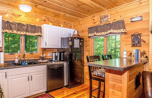 Intervale Cabin | Charming Log Cabin Getaway in the White Mountains