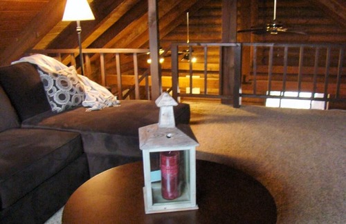 Temecula Cabin | Charming Log Cabin in the Heart of Wine Country