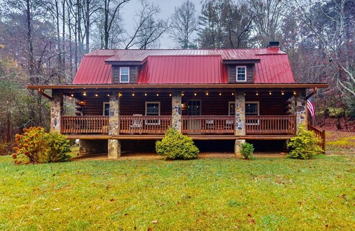 Ellijay Cabin | Charming log cabin with serene views, private pond, & cozy fireplace
