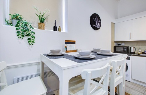 Greenwich West Apartment | Charming London Greenwich Flat