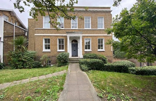 Greenwich West Apartment | Charming London Greenwich Flat