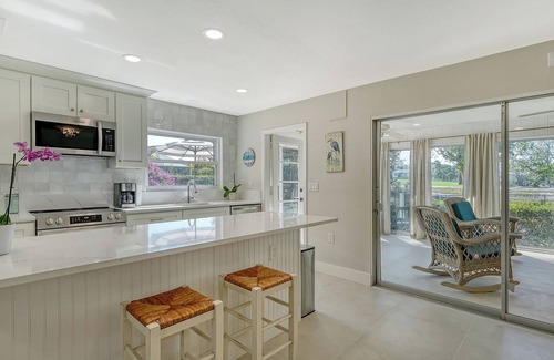 Longboat Key House | Charming Longboat Key 3-bedroom house with 3 min walk to beach