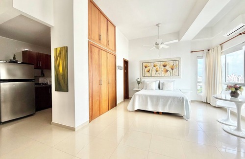 El Laguito Apartment | Charming Lovely view Beach Pool 1304