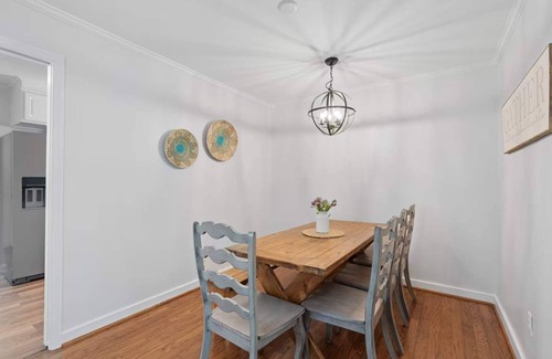 Beaufort House | Charming Lowcountry Cottage | Near Downtown & Parris Island