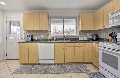 Mamaroneck House | Charming Mamaroneck Home ~ 22 Mi to Manhattan