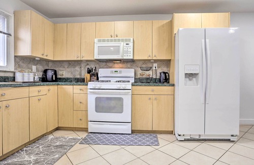 Mamaroneck House | Charming Mamaroneck Home ~ 22 Mi to Manhattan