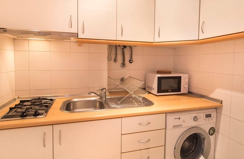 Santo Antonio Apartment | Charming Marquês Flat by LovelyStay