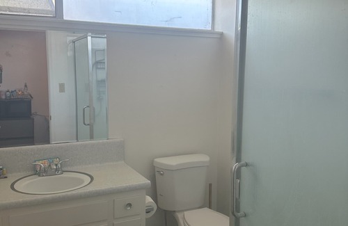 Citrus Heights House | Charming master suite in Citrus Heights with WiFi and Laundry facilities