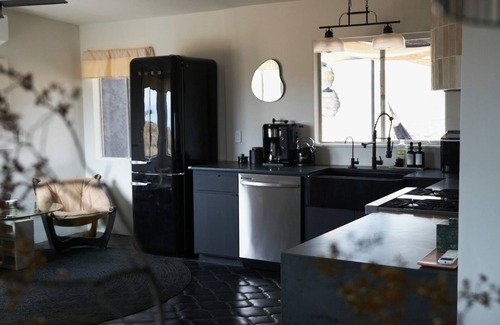 Yucca Valley House | Charming Mid-Century Cottage on 2.7 Acres - Byrnes Desert House