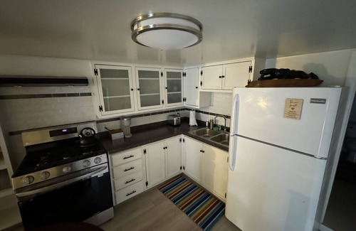 Midtown Sacramento Apartment | Charming Midtown Studio at Ice Blocks