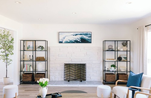 San Leandro House | Charming Modern Luxe 4-bedroom home with WiFi in San Leandro