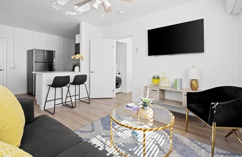 University Heights House | Charming Modern Tiny House in the heart of Tempe