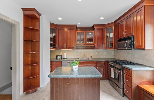 Mystic House | Charming Mystic Cottage- Downtown Location!