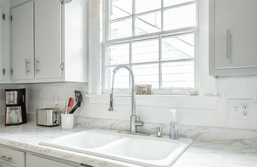 North Chattanooga House | Charming N. Chatt 3BR/1BA house w/private yard!