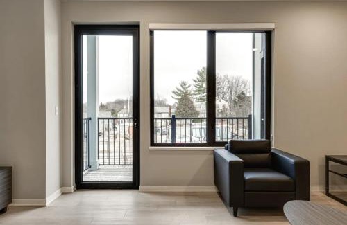 Bloomington Apartment | Charming New Apartment