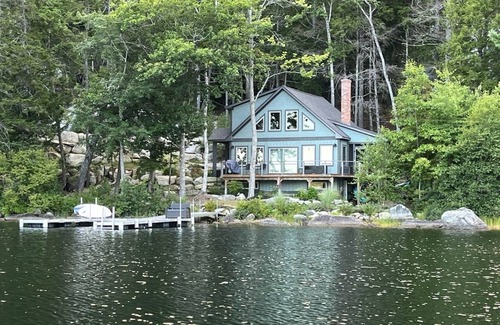 Lucerne-in-Maine Cottage | Charming newly built cottage with 3 bedrooms 2 baths, internet, on Phillips lake