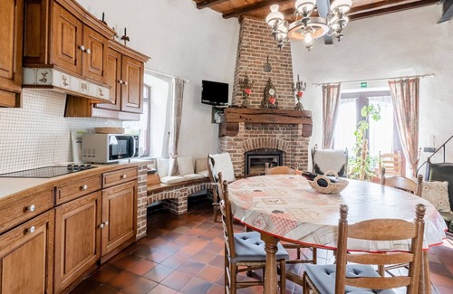 Oombergen House | Charming Nieuwpoort Mill Retreat