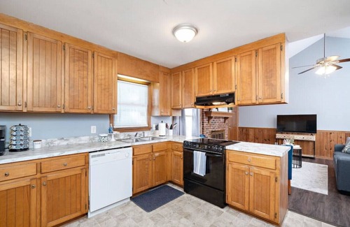 Northeast Raleigh House | Charming North Raleigh Home