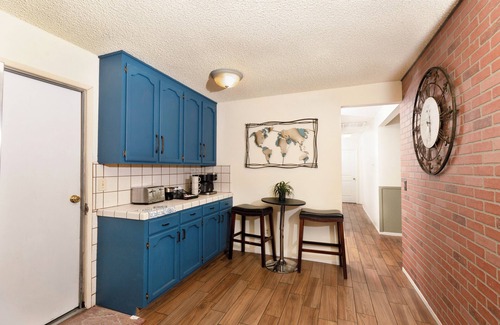 Clovis House | Charming Oasis in Clovis: Your Dream Home Awaits!