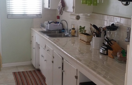 Ocean Beach Apartment | Charming Ocean Beach Bungalow 1.5 Blocks from Beach