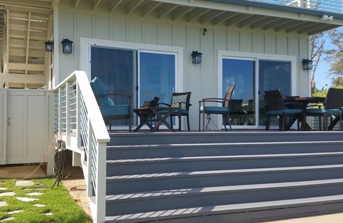 Kahuku Cottage | Charming Ocean Front/Beach Front/Cottage n30 day rental