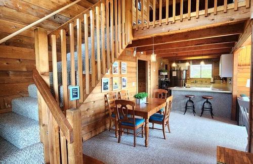 Brookings House | Charming Oceanfront Cottage; Stunning Ocean Views, Hot Tub & Nearby Beach Access