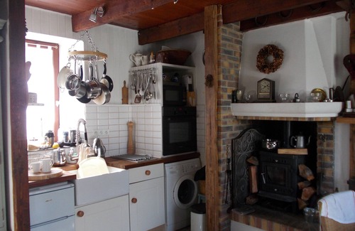 Plelauff Cottage | Charming one bed gite beside canal and lovely old Village in beautiful area