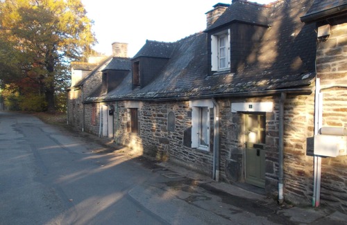 Plelauff Cottage | Charming one bed gite beside canal and lovely old Village in beautiful area