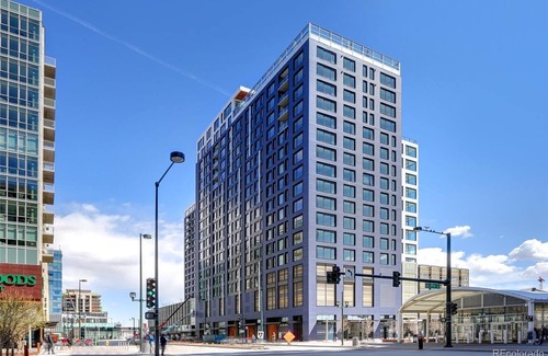 LoDo Condo | Charming one bedroom condo with views of Union Station and mountains