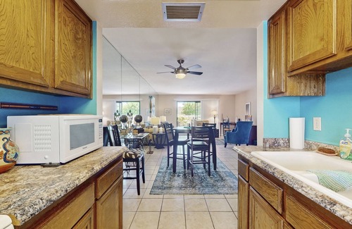 Canyon Corridor Condo | Charming Palm Springs Condo with Breathtaking Views & Resort-Style Comforts.