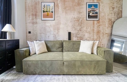 2nd Arrondissement Apartment | Charming Parisian loft for 2 to 4 people
