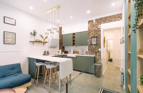Epinettes Apartment | Charming Parisian Loft in Batignolles