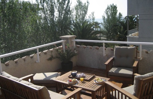 Cambrils Apartment | Charming penthouse with sea views, 2 large terraces and 40m to the beach
