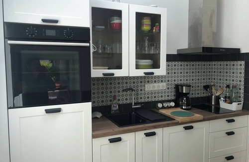 Crozon House | Charming Penty near Île Vierge, a gem of the Crozon Peninsula.