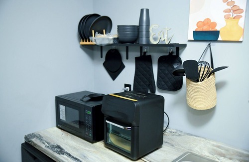 Montgomery House | Charming per-diem friendly 2-bedroom townhome downtown Montgomery close to AFB