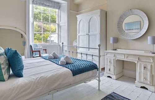 Maenporth Apartment | Charming Period Home With Beautiful Gardens