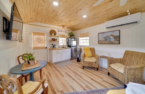 Bandera Apartment | Charming & Pet-Friendly Bandera Studio w/ Fire Pit
