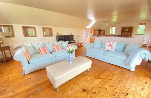 Ganthorpe House | Charming, pet-friendly Barn in stunning nature. Ideal for peaceful retreats.