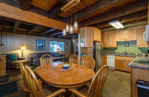 Tahoma Ski Chalet | Charming Pet Friendly Chalet, Great Location, Walk To The Lake