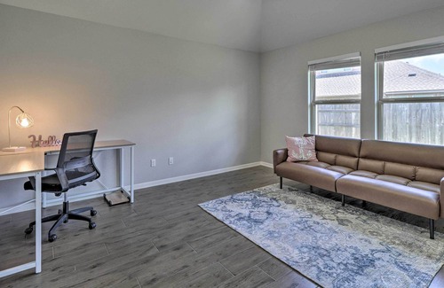 Pflugerville House | Charming Pflugerville Home ~ 25 Mi to Austin!